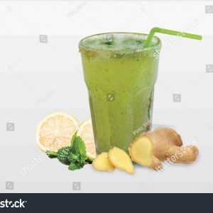 A green smoothie with lemon, ginger and spinach.